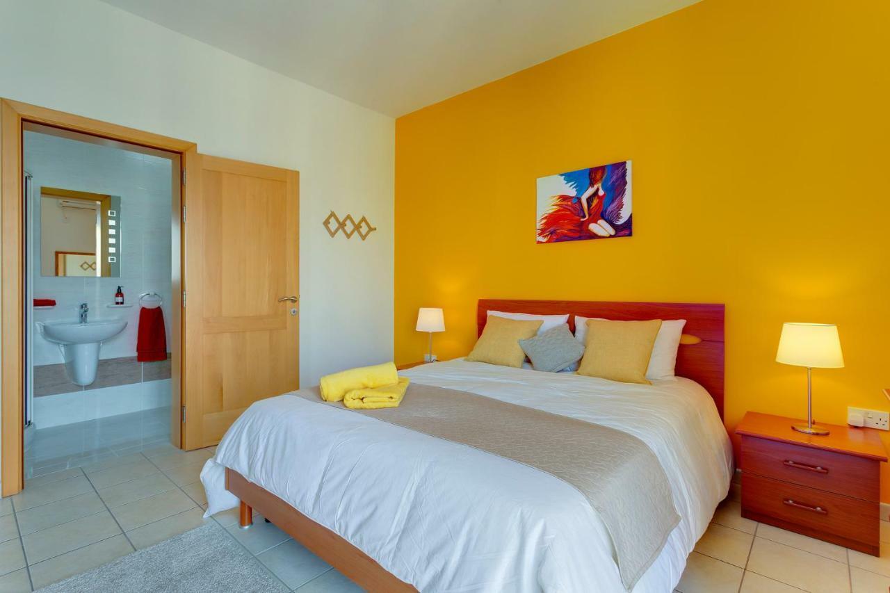 Spacious, Top Location Sliema Apartment Esterno foto